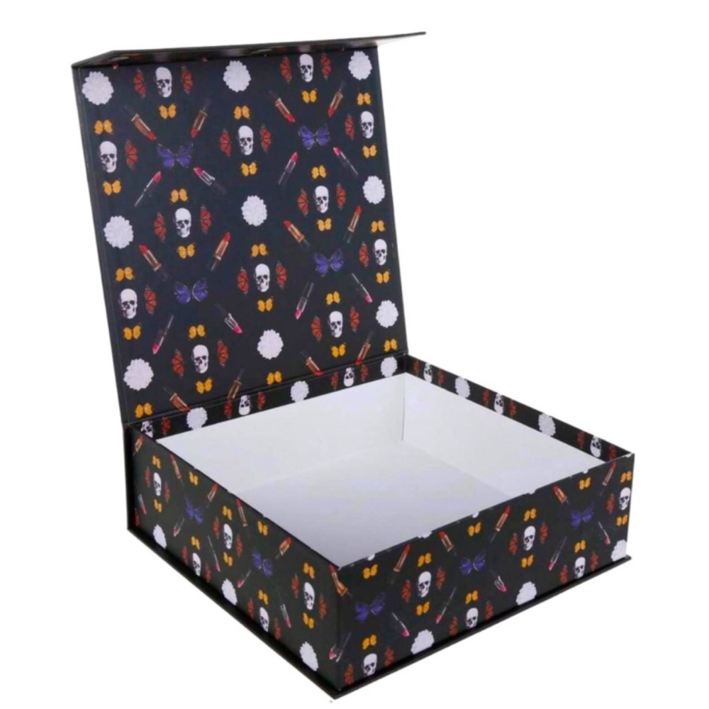 Ledge Studios Beauty Skulls Flap Lid Cigar Box